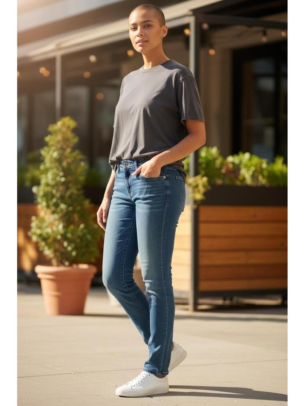 Rock and Republic Womens Jeans, Slim Fit Sz 28, Blue, Like New
